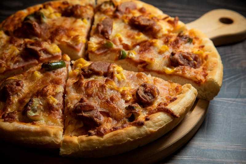 Classic cheese pizza Detroit-style Via 313